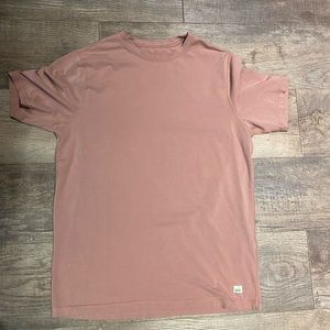Men’s Vuori Tuvalu Tee (color is burnt clay)
